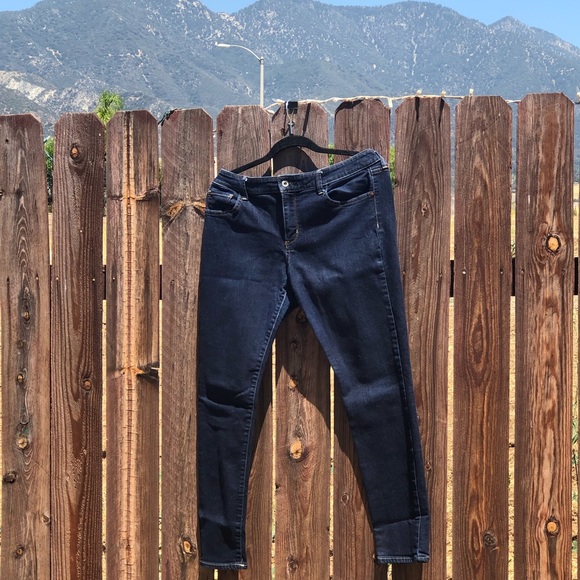 DONATED - Picture 2 of 5